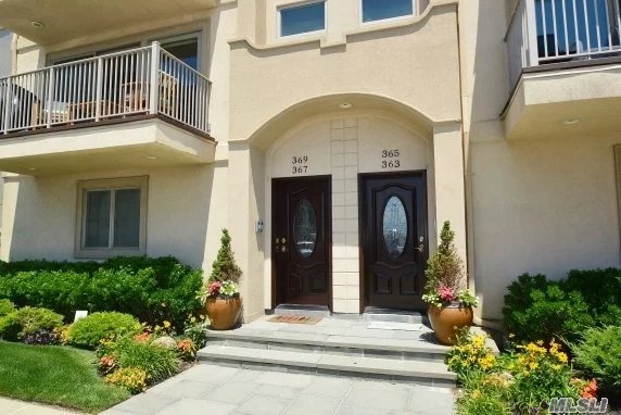 Magnificent Townhouse Upper Unit Duplex With 2 Direct Oceanview Terraces! 3 Bedrooms & 2 Full Baths, Steam Shower, Laundry Rm, Storage, All New Electrical & Lighting, New Ss Appliances, Granite Counter-Tops, New Bath, New Decks, New Insulation, Gas Fireplace, H/W Floors Throughout, Pet Friendly, Garage & 2 Parking Spots !!