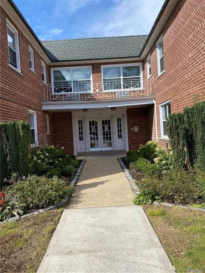 Location, Location! Wonderful Sunny, Alcove Studio, Close To Town And Train, Parking Spot #91- Hardwood Floors, Crown Molding, Ceiling Fan, W/D & Gym In Building- Rent Includes Heat, Water And Parking. Move In Ready!!!!